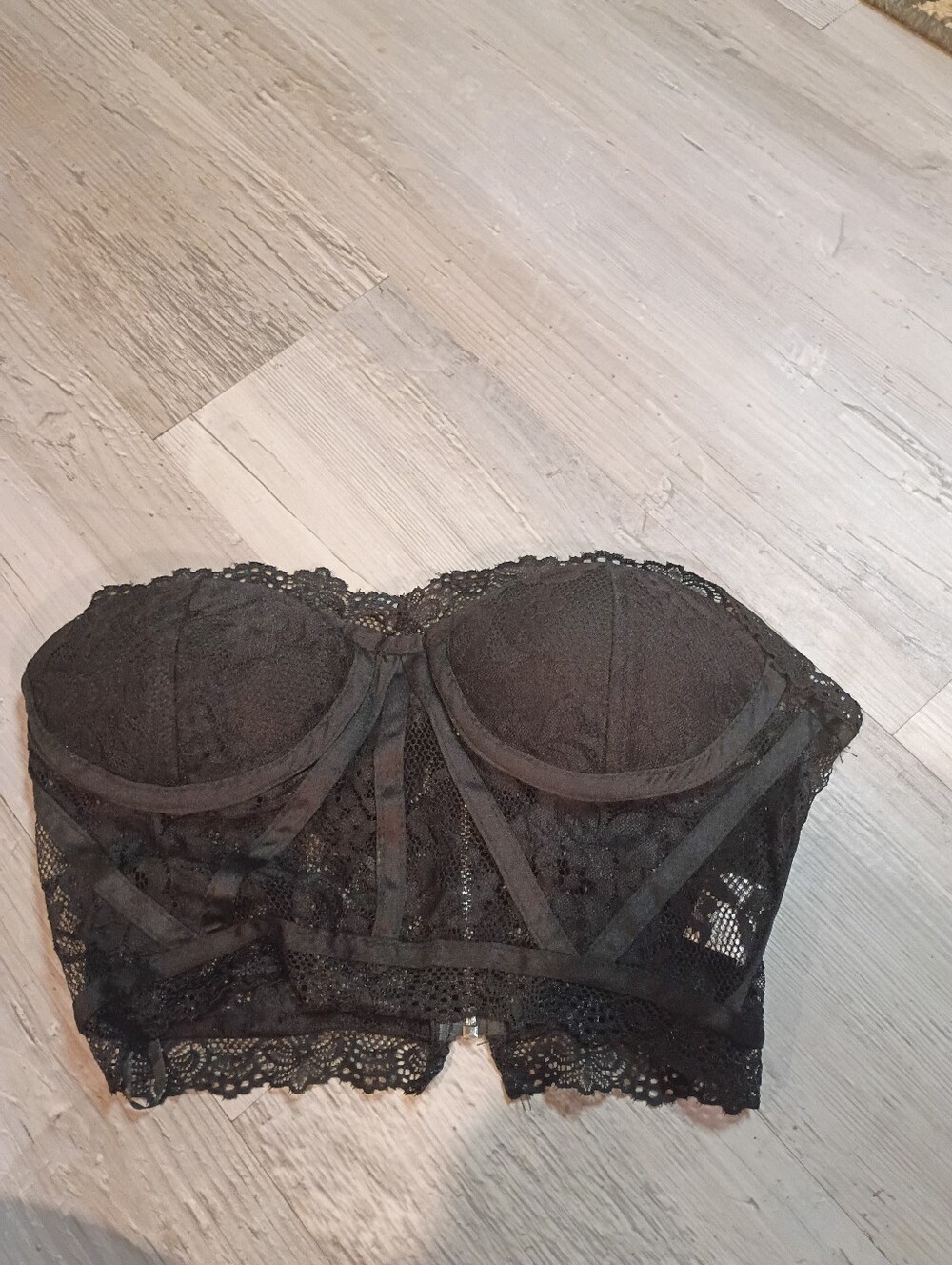 Bralette - Picture 2 of 4